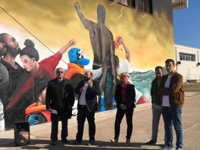 Inaugurato oggi il murales La Zattera della Medusa 2.0